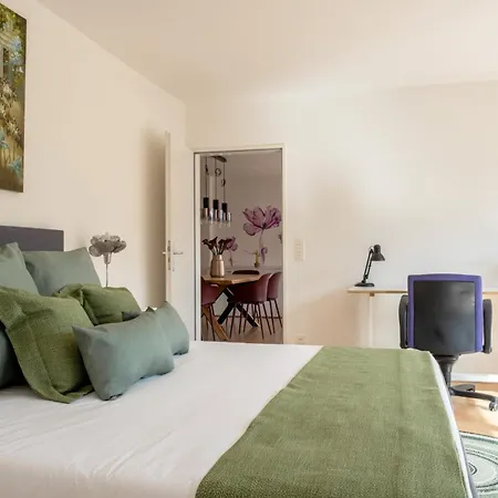 Apartment Gem By The With Wi-fi, Netflix *